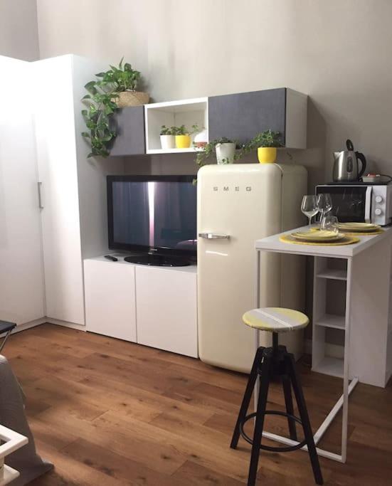 Room114 - Studio Apartment Near The Center フィレンツェ エクステリア 写真